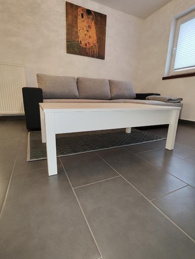 Goriska Apartments Ajdovščina Kültér fotó