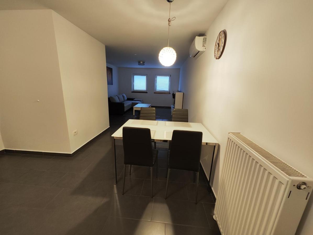 Goriska Apartments Ajdovščina Kültér fotó