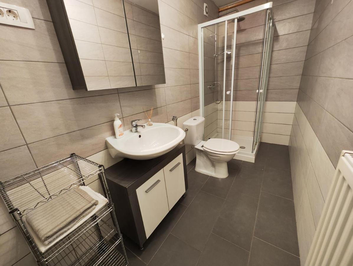 Goriska Apartments Ajdovščina Kültér fotó