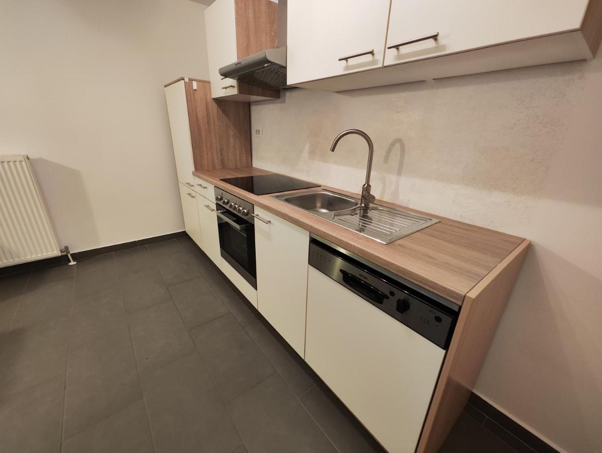 Goriska Apartments Ajdovščina Kültér fotó